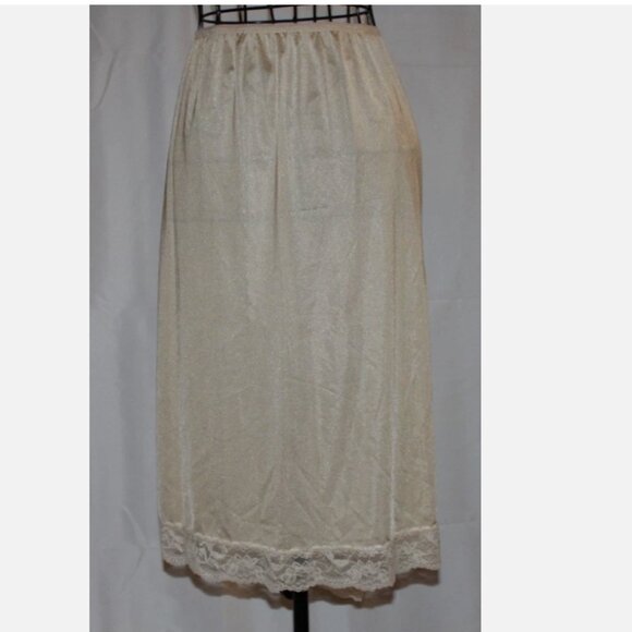Wondermaid 3X Beige Nylon Half Slip Elastic Waist Lace Trim Plus Size Lingerie - Picture 1 of 4